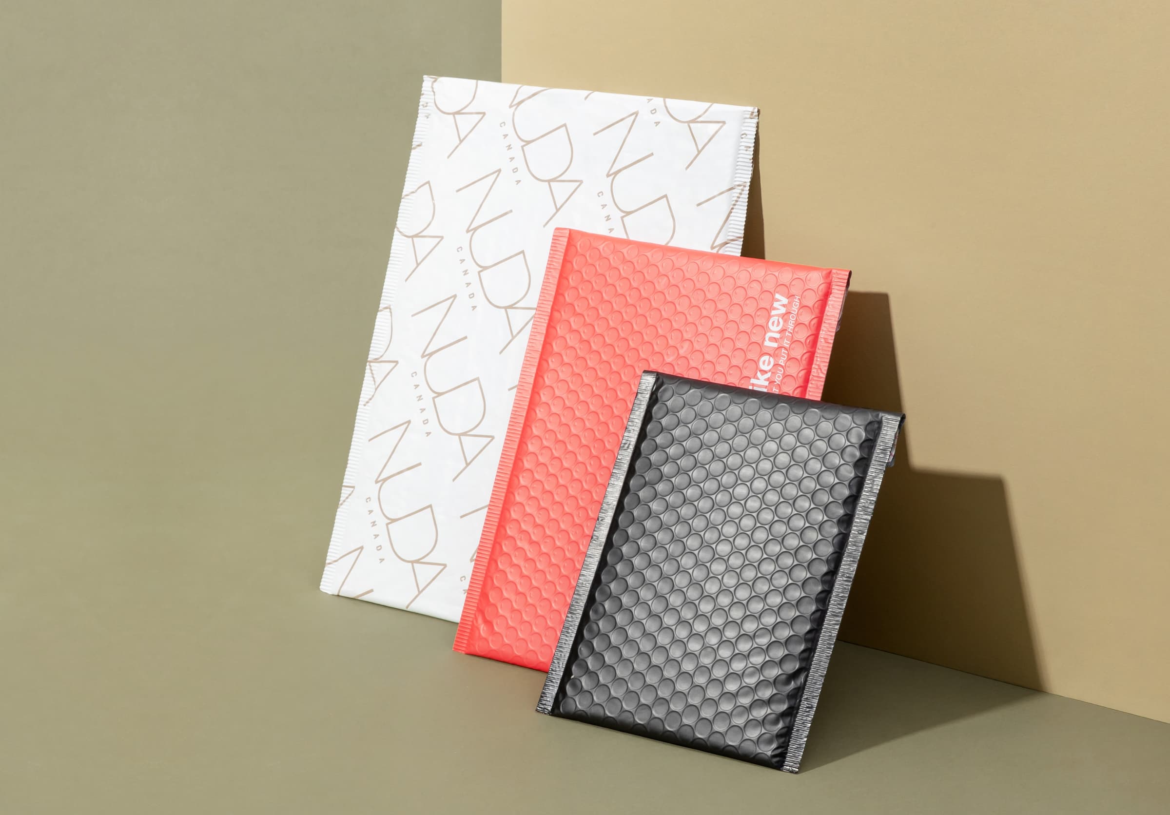 Poly and paper mailer examples for flexible packaging.